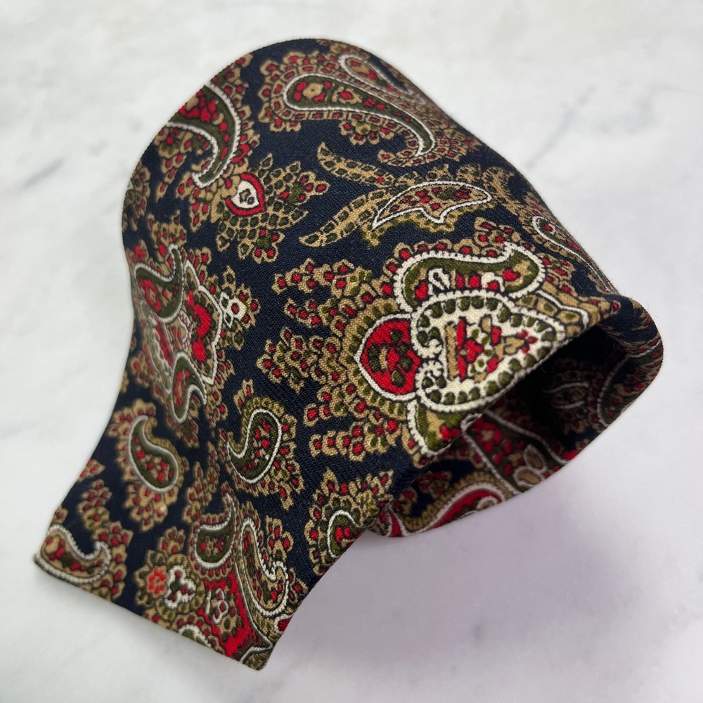 Vintage All Wool Mens Tie Navy Red Paisley Necktie Traditional Preppy